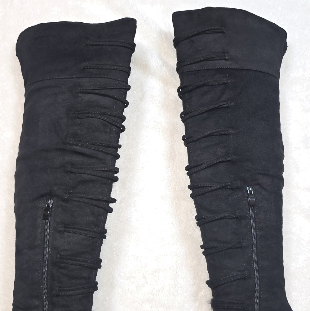 Italina Black Plush Suede Pom-Pom Over-Knee Boots Coquette Whimsigoth Sz.8 - Picture 6 of 16